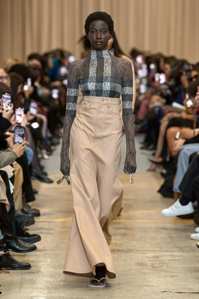 Look 1